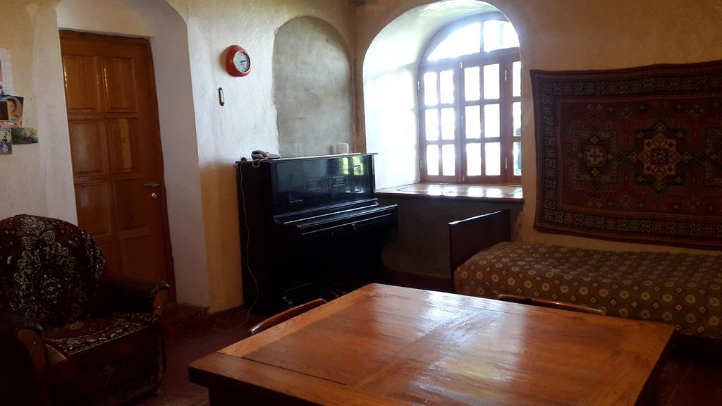 Guest House Shota Sighnaghi Exterior photo